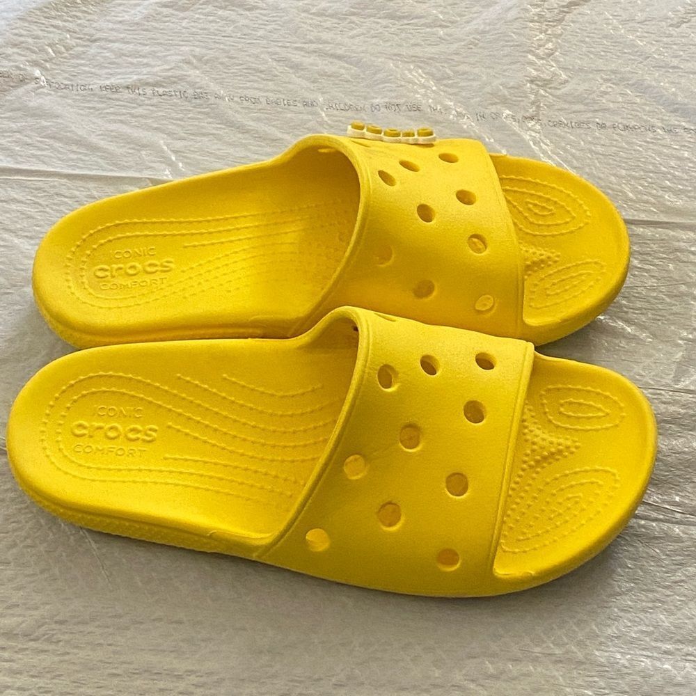 Crocs Unisex Yellow Slide Sandals Size W 10 M 8 - Picture 3 of 8